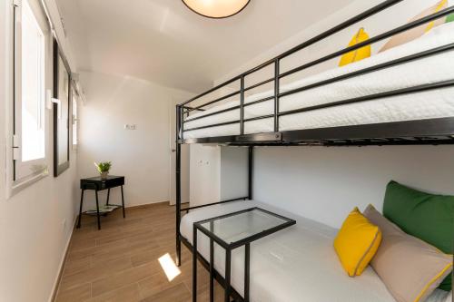 Apartamento 2 dormitorios cerca de la playa en casco historico