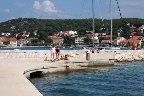 Fotografie z fotogalerie ubytování Apartments by the sea Tisno, Murter - 14410 v destinaci Tisno