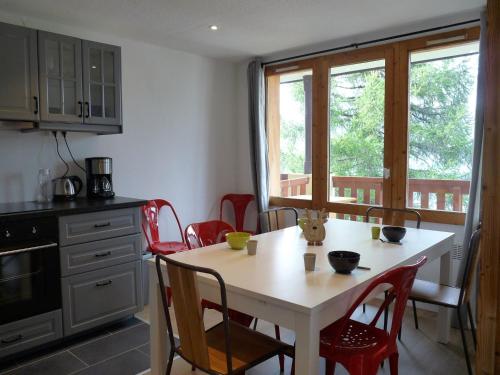 Charmant appart rénové · Proche pistes · 2 balcons · TV