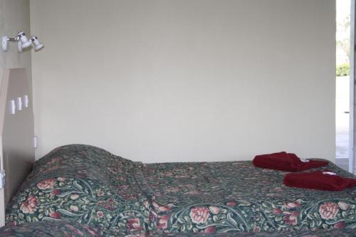 Postel nebo postele na pokoji v ubytování Tenterfield Motor Inn