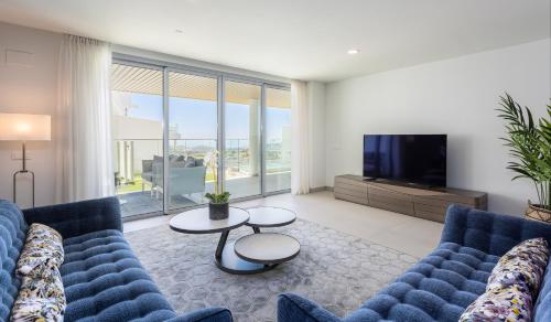 Luxury Apartment Private Pool 3 Bedrooms OR23 by AORA STAY