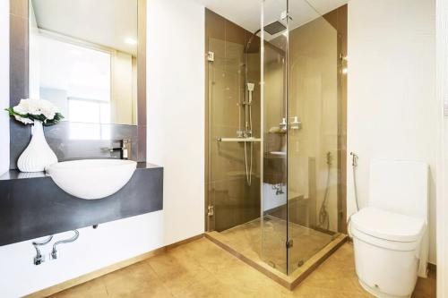 Koupelna v ubytování Amazingly UNIXX 2 Bedroom Condo in Pattaya