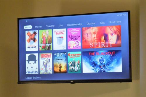 Hephaestus Appartments Litochoro -A1にあるテレビまたはエンターテインメントセンター