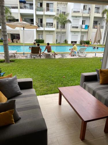 Très bel appartement en rdc résidence Casabay Sidi Rahal