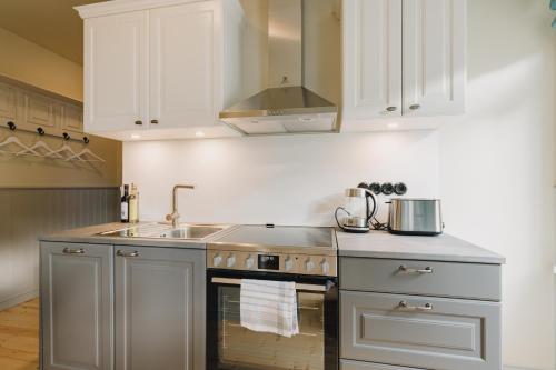 Кухня или мини-кухня в Villa Fannyhof
