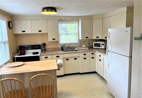 The Seagrove Cottage – Photos 5