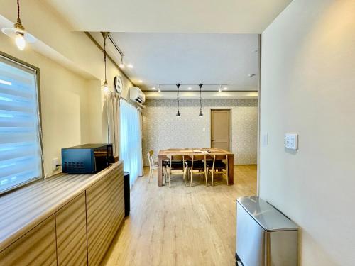 Dapur atau dapur kecil di ホテル天使館 久茂地 -Tenshi-Kan-