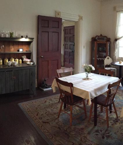 Foto dalla galleria di The Borland House Inn a Montgomery