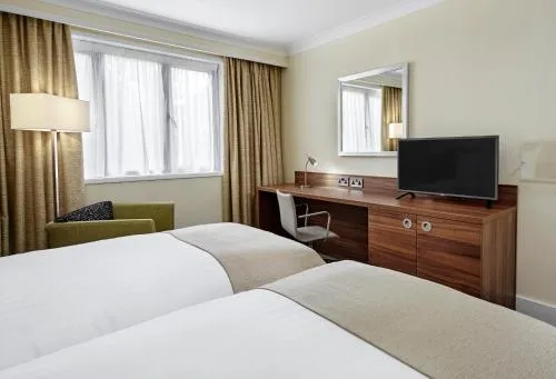 Holiday Inn Cardiff North M4 Jct 32 by IHG photo 8