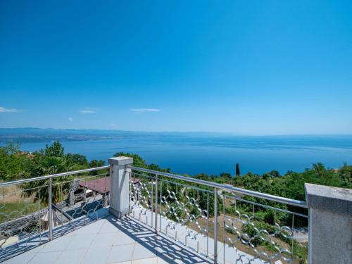 Apartment La Mer-3 by Interhome