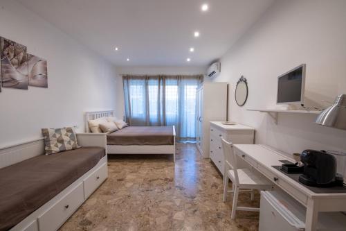 Casa Rosa Beige e Blu