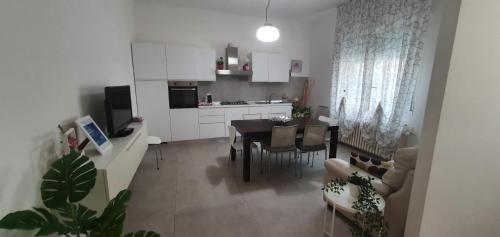 Prostor za ručavanje u apartmanu