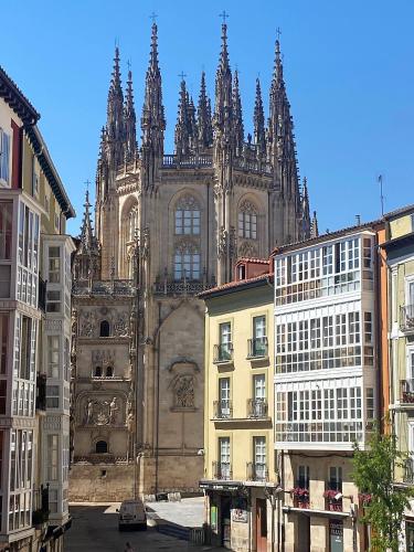 Apartamentos La Flora Burgos, Burgos – Precios actualizados 2022
