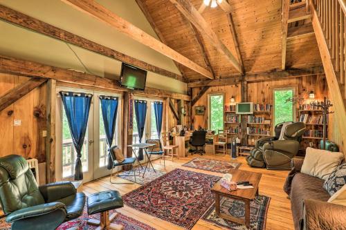 Pet-Friendly Leicester Mountain View Escape – Photos 2