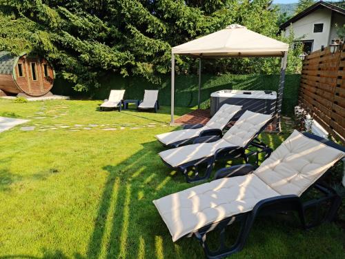 Κήπος έξω από το Algarte Guest House