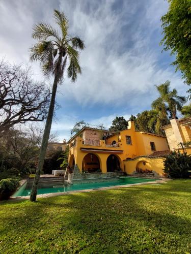 Piscina a Villa Vert o a prop