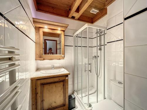 Ένα μπάνιο στο Chamonix: Appart. standing 6 pers, 3 ch, parking, centre-ville - FR-1-507-35