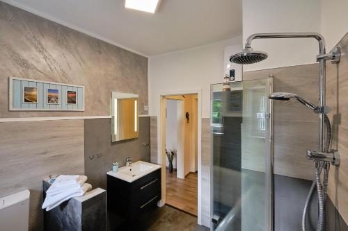 Koupelna v ubytování Ferienwohnung Mitten im Pott