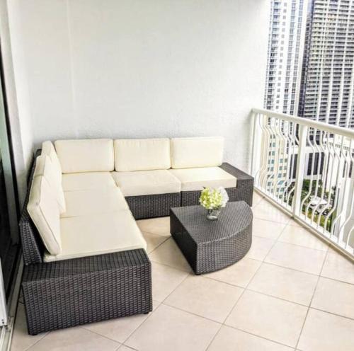 Condo in Brickell Business District photo 18