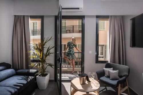 A seating area at Jacuzzi suite Piazza dei Leoni