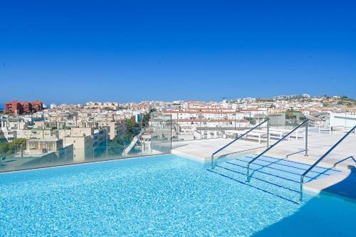 Seashell Infinity Luxury Apartment