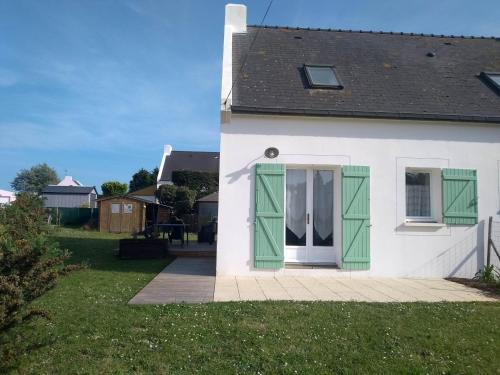 Maison Proche Plage avec Jardin, Terrasse et WIFI à Le Palais - Parfait pour Familles - FR-1-418-182