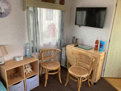 Gallery image of Summer Breeze Caravan in Bacton