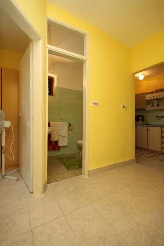 Apartments by the sea Starigrad, Paklenica - 6623