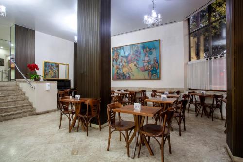 ห้องอาหารหรือที่รับประทานอาหารของ Hotel Nacional Inn Belo Horizonte