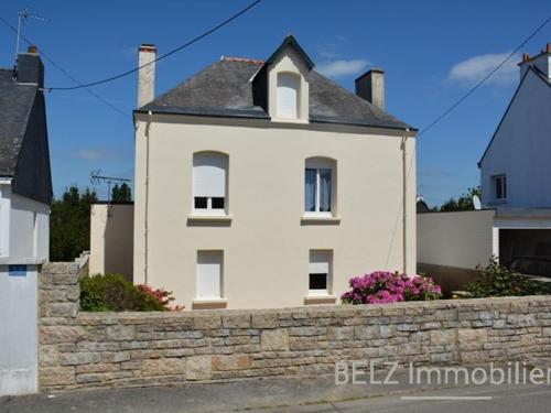 Maison 3 pièces avec jardin clos près des plages et commerces, idéale pour 4 personnes à Riantec - FR-1-397-28