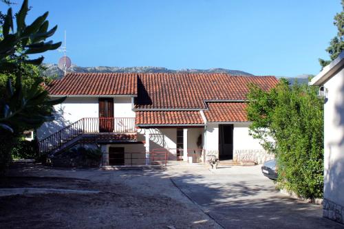 Building kung saan naroon ang guest house