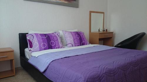 Postel nebo postele na pokoji v ubytování Beni Bungalows