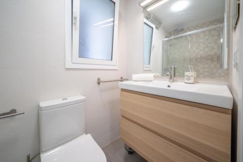 ห้องน้ำของ HomeHolidaysRentals Beach - Costa Barcelona