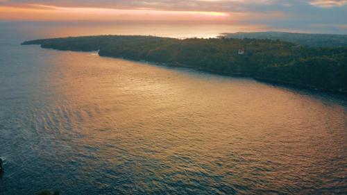 an island in the middle of a large body of water at Sakti OceanView Nusa Penida in Nusa Penida