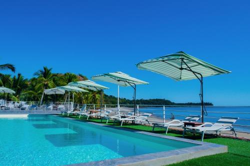 Bazén v ubytování Orangea Beach Resort nebo v jeho okolí