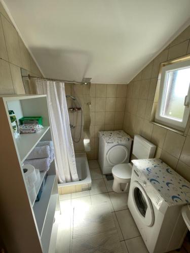 Kúpeľňa v ubytovaní Apartments Anka i Krešimir