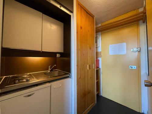 Studio économique 18 m² avec petit balcon, animaux admis - FR-1-452-236