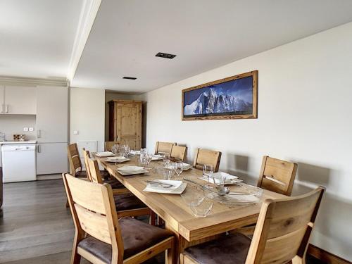 Appartement 5 pièces pour 10 pers · Proche pistes · Balcon · Sauna & Hammam - FR-1-344-135