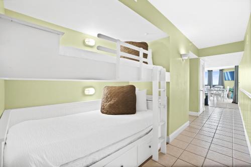 Pelican Beach Resort by Panhandle Getaways photo 67