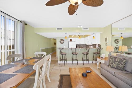 Pelican Beach Resort by Panhandle Getaways photo 62