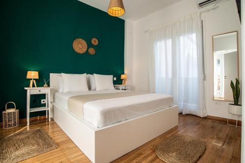 Private Jacuzzi & Acropolis View - The Athenian Loft