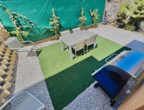 Πισίνα στο ή κοντά στο Studio with Garden - Pauseto West 4 - 2 min from Beach