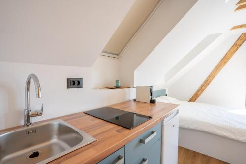 Kuchyň nebo kuchyňský kout v ubytování Corner House Apartments near Lake Bled