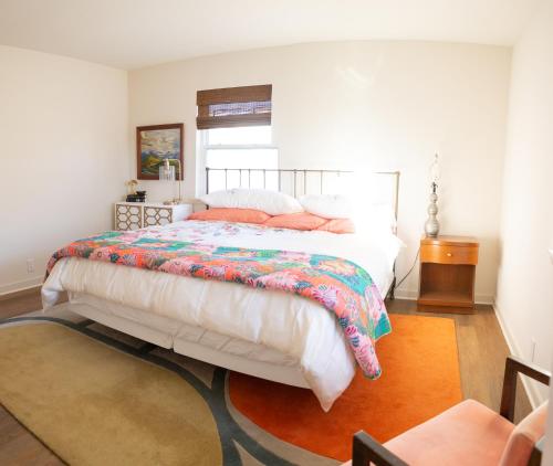 The Downtown Digs – Photos 2