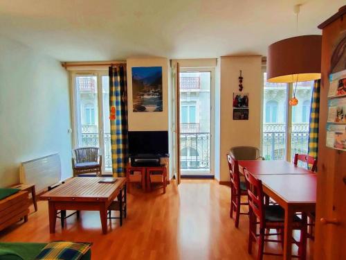 Appartement Cauterets, 2 pièces, 4 personnes - FR-1-234-283