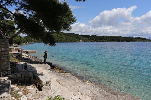 Zdjęcie z galerii obiektu Apartments by the sea Lumbarda, Korcula - 4402 w mieście Lumbarda