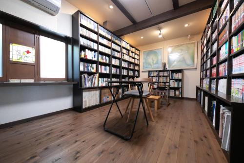 Η βιβλιοθήκη του ryokan