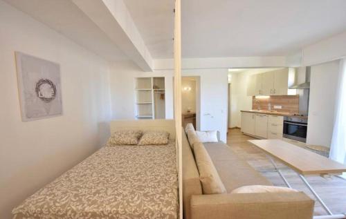 Kuchyňa alebo kuchynka v ubytovaní Superbe appartement à 500m du Palais des festivals