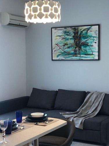 Paraskevi's Apt - City Center w/ Lovely Park View