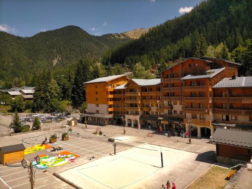 Gallery image of Valfrejus Studio 19m2 cosy 60 m des pistes draps non compris in Modane